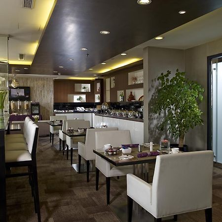 Novotel Beijing Sanyuan Екстер'єр фото