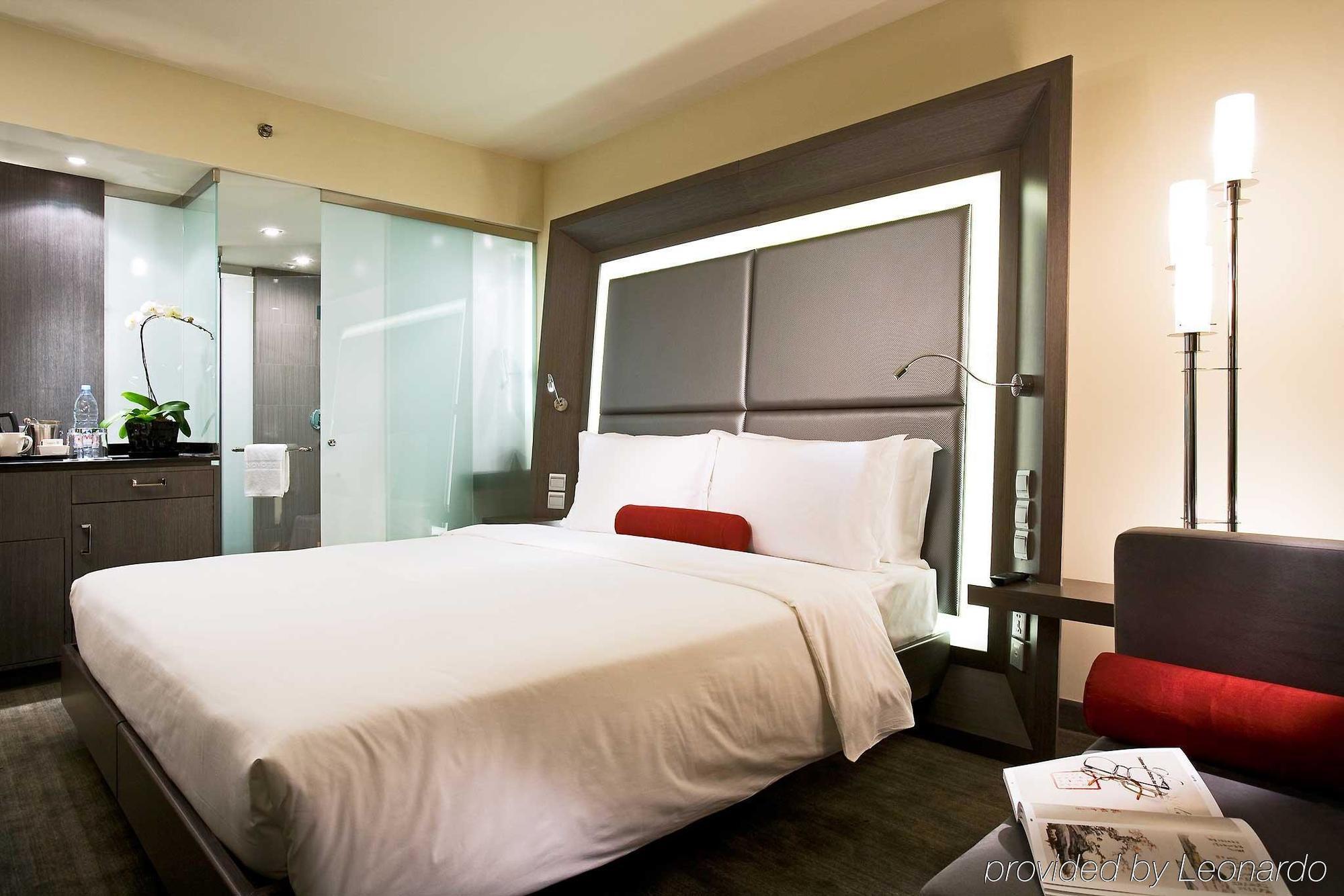 Novotel Beijing Sanyuan Екстер'єр фото