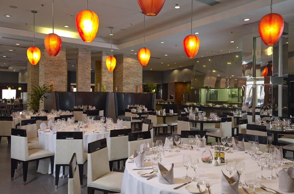 Novotel Beijing Sanyuan Екстер'єр фото