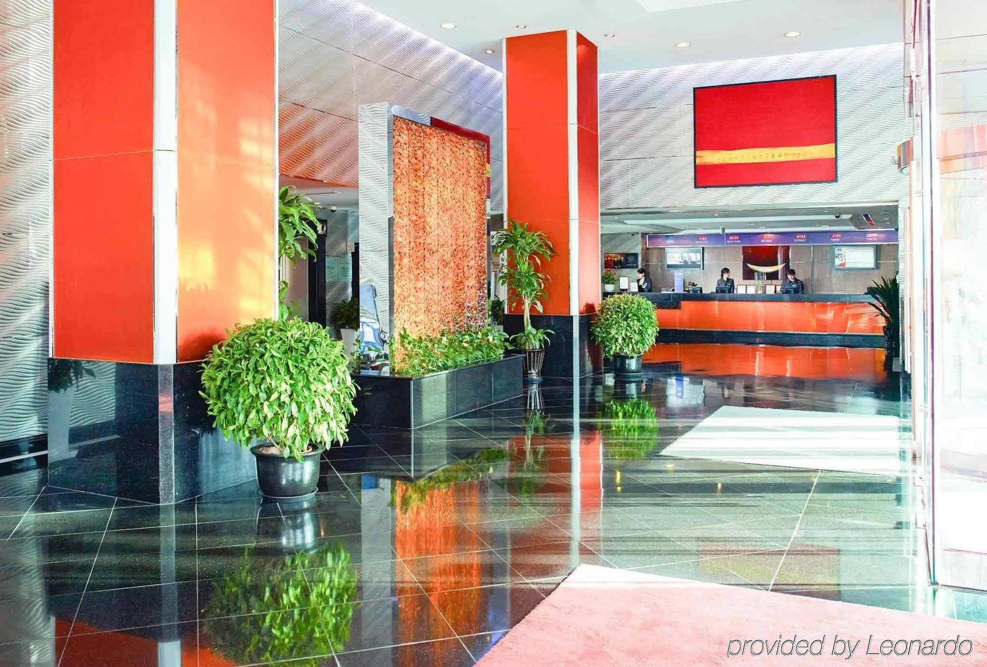 Novotel Beijing Sanyuan Екстер'єр фото